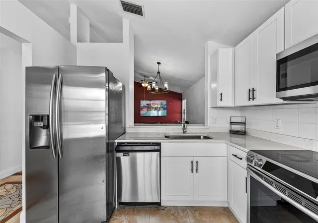 Photo 3 of Single family home for sale at 1218 Shoshanna Dr, Orlando, FL 32825 | MLS# O6437805 | Listing updated on 2026-09-07