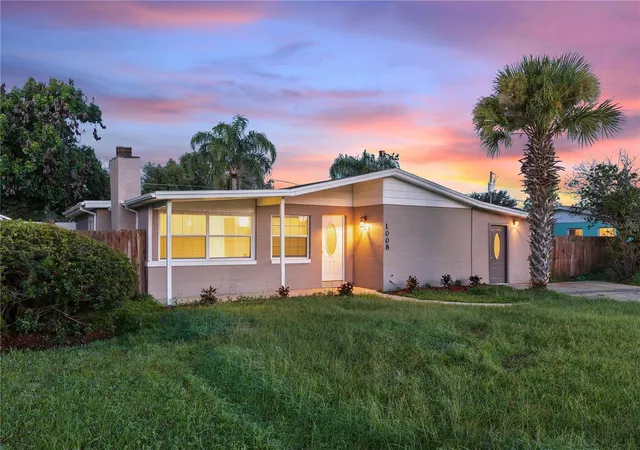 Photo 1 of Single family home for sale at 1008 Keats Ave, Orlando, FL 32809 | MLS# O6437810 | Listing updated on 2026-10-21