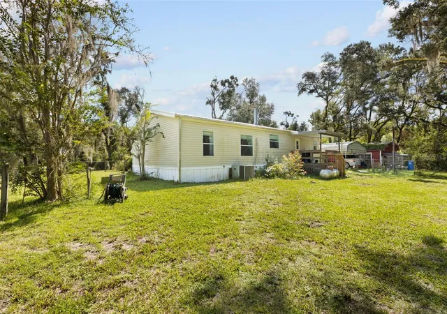 Photo 3 of Manufactured home for sale at 305 NE 290th Avenue, Old Town, FL 32680 | MLS# GC543137 | Listing updated on 2026-10-21