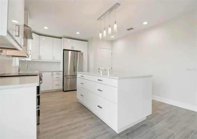 Listing Photo 1 - Condo for sale in building located at 8829 Bay Pointe Dr, Tampa, FL 33615 - Unit #206