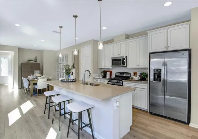 Photo 2 of Single family home for sale at 5316 Spring Maiden Cir, Apollo Beach, FL 33572 | MLS# S5156645 | Listing updated on 2026-09-20