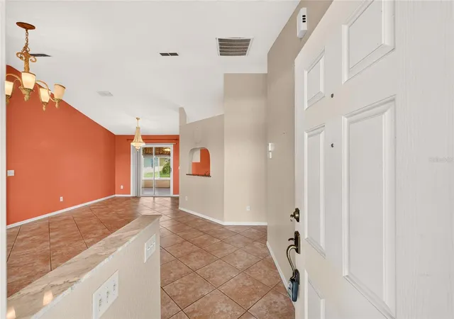 Photo 3 of Single family home for sale at 17461 SE 110th Court, Summerfield, FL 34491 | MLS# G5117199 | Listing updated on 2026-09-08