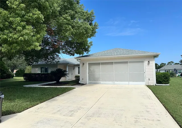Photo 2 of Single family home for sale at 13780 Sw 115th Circle, Dunnellon, FL 34432 | MLS# OM731399 | Listing updated on 2026-09-03
