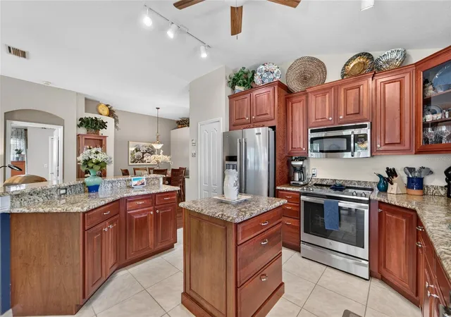 Photo 3 of Sale Pending at 3132 Beaver Pond Trl, Valrico, FL 33596 | MLS# TB8544029 | Listing updated on 2026-09-03