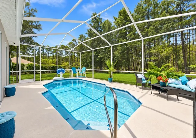Photo 3 of Single family home for sale at 10261 Woodland Waters Blvd, Weeki Wachee, FL 34613 | MLS# W7889067 | Listing updated on 2026-10-02