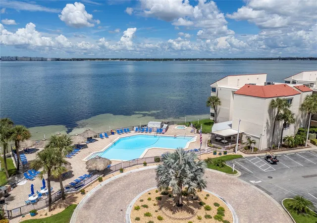 Photo 4 of Condo for sale at 5729 Puerta Del Sol Blvd S #381, Saint Petersburg, FL 33715 | MLS# TB8544035 | Listing updated on 2026-10-25