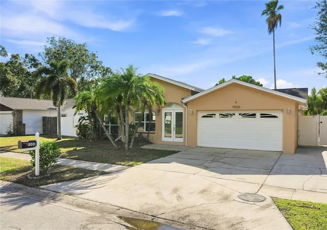 Photo 2 of Single family home for sale at 9500 118th Lane, Seminole, FL 33772 | MLS# TB8544036 | Listing updated on 2026-09-14