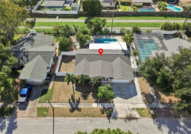 Photo 2 of Single family home for sale at 9500 118th Lane, Seminole, FL 33772 | MLS# TB8544036 | Listing updated on 2026-09-14
