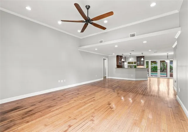 Photo 4 of Single family home for sale at 9500 118th Lane, Seminole, FL 33772 | MLS# TB8544036 | Listing updated on 2026-09-14