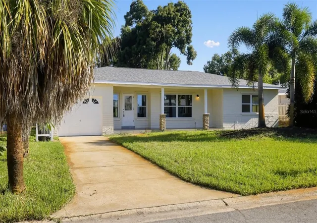Photo 1 of Single family home for sale at 5825 21st Avenue S, Gulfport, FL 33707 | MLS# A4704580 | Listing updated on 2026-09-17