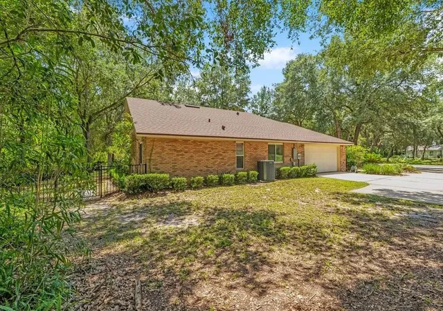 Photo 2 of Single family home for sale at 288 Crooked Tree Trl, Deland, FL 32724 | MLS# FC321102 | Listing updated on 2026-10-09