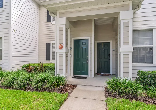 Photo 2 of Condo for sale at 1315 Eastern Pecan Pl #202, Winter Garden, FL 34787 | MLS# O6437857 | Listing updated on 2026-09-13
