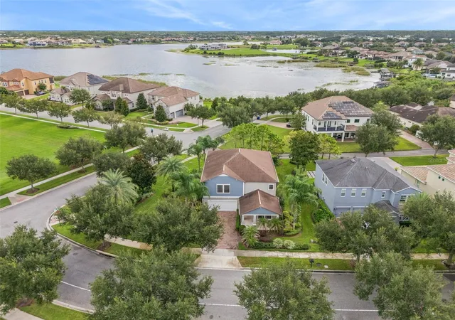 Photo 2 of Single family home for sale at 8001 Pond Apple Dr, Winter Garden, FL 34787 | MLS# O6437864 | Listing updated on 2026-09-06