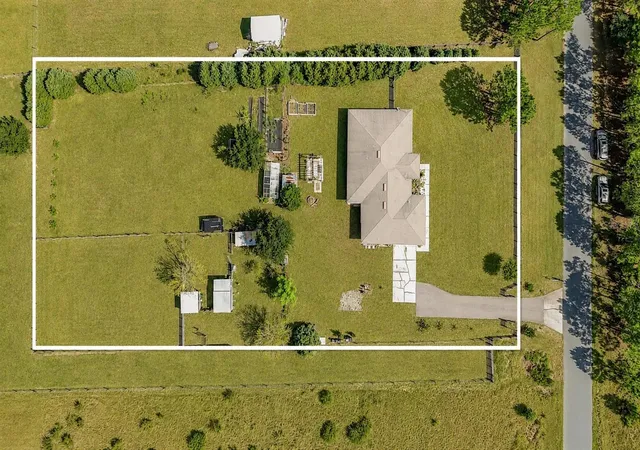 Photo 3 of Single family home for sale at 18030 Bayamon Ave, Polk City, FL 33868 | MLS# O6437868 | Listing updated on 2026-10-05