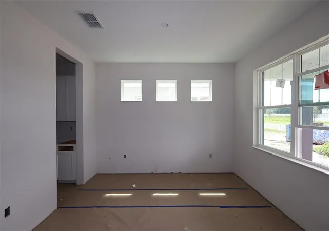 Photo 3 of Single family home for sale at 2873 Sweetgrass Ln, Zellwood, FL 32798 | MLS# O6437869 | Listing updated on 2026-10-01