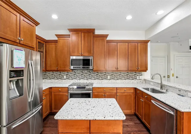 Photo 3 of Townhouse for sale at 6223 Anhinga Pl, Tampa, FL 33615 | MLS# L4964700 | Listing updated on 2026-09-23