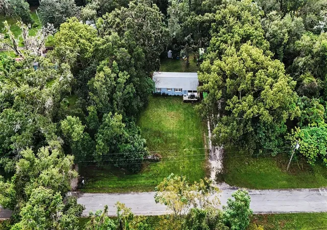 Photo 2 of Single family home for sale at 1014 Roosevelt Ave, Brooksville, FL 34604 | MLS# TB8544072 | Listing updated on 2026-10-07