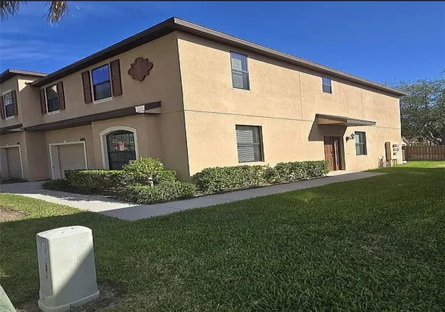 Photo 2 of Condo for sale at 10259 Villa Palazzo Ct, Tampa, FL 33615 | MLS# TB8544075 | Listing updated on 2026-10-07
