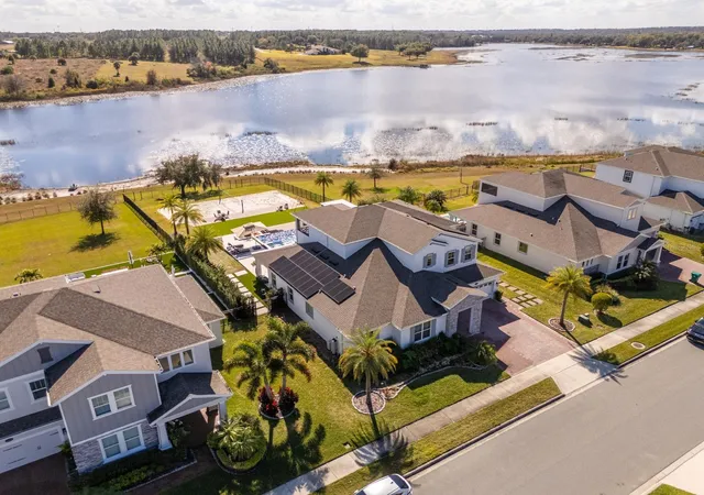 Photo 2 of Single family home for sale at 16870 Sanctuary Dr, Winter Garden, FL 34787 | MLS# O6437883 | Listing updated on 2026-09-01