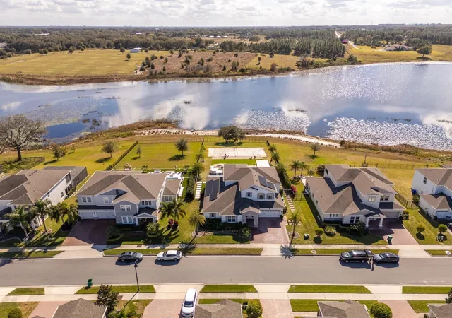 Photo 3 of Single family home for sale at 16870 Sanctuary Dr, Winter Garden, FL 34787 | MLS# O6437883 | Listing updated on 2026-09-01