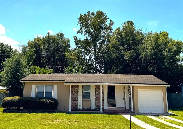 Photo 1 of Single family home for sale at 641 Merrimac St, Deltona, FL 32725 | MLS# V4951032 | Listing updated on 2026-10-02
