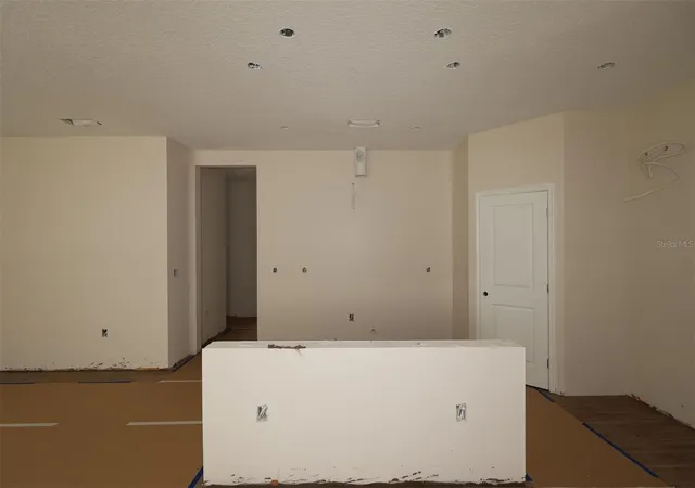 Photo 4 of Single family home for sale at 2867 Sweetgrass Ln, Zellwood, FL 32798 | MLS# O6437896 | Listing updated on 2026-10-01