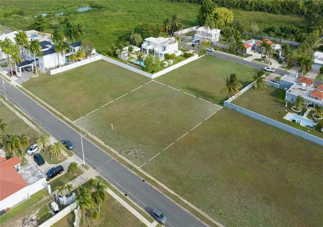 Photo 1 of Land for sale at Sevilla, Vega Alta, PR 00692 | MLS# PR9123824 | Listing updated on 2026-09-01