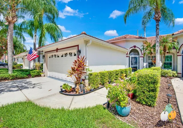 Single family home for sale at 7124 Melrose Pl, BRADENTON, FL 34203 | MLS# A4704598