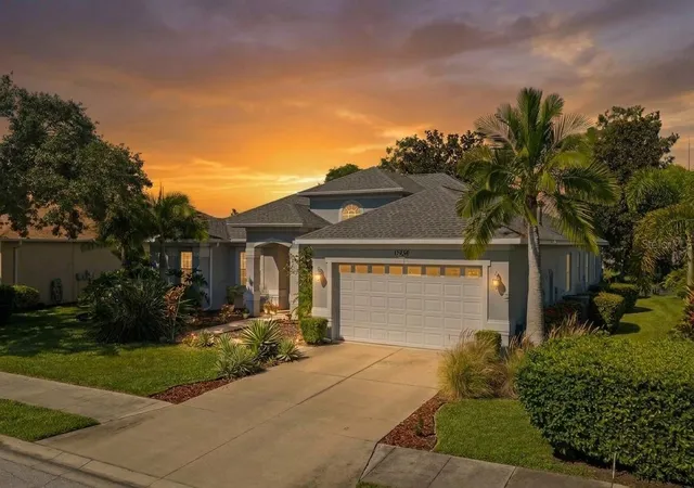 Single family home for sale at 13950 Wood Duck Cir, LAKEWOOD RANCH, FL 34202 | MLS# A4704599