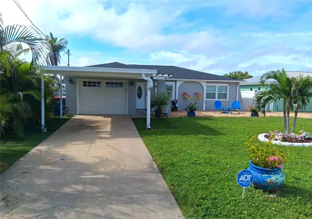 Photo 3 of Single family home for sale at 6424 Boatyard Dr, Hudson, FL 34667 | MLS# W7889074 | Listing updated on 2026-09-12