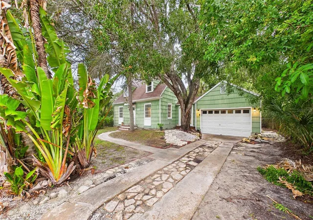 Photo 3 of Single family home for sale at 5879 27th Avenue S, Gulfport, FL 33707 | MLS# TB8544107 | Listing updated on 2026-10-10