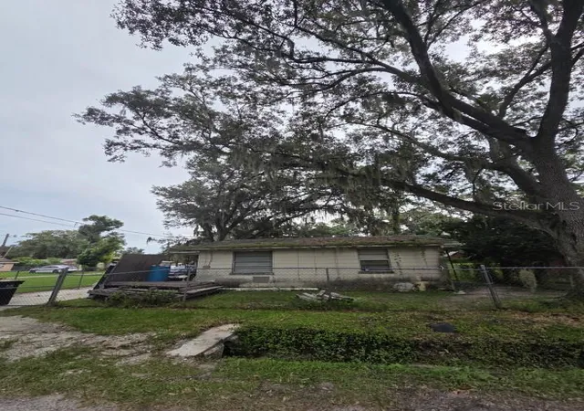Photo 1 of Single family home for sale at 1138 S Nokomis Ave, Lakeland, FL 33815 | MLS# A4704607 | Listing updated on 2026-09-01