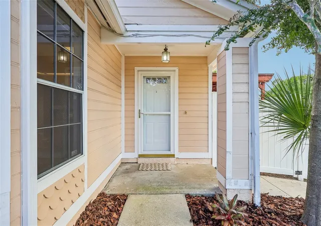 Photo 3 of Single family home for sale at 2212 Faxton Ct, Orlando, FL 32812 | MLS# G5117209 | Listing updated on 2026-09-14