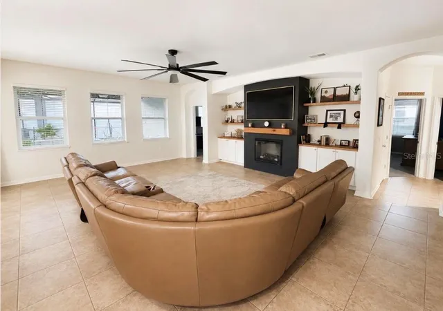 Photo 2 of Single family home for sale at 1518 Rhodeswell Ln, Dover, FL 33527 | MLS# TB8544131 | Listing updated on 2026-09-02