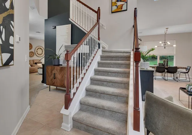 Photo 3 of Single family home for sale at 104 Ridgeway Blvd, Deland, FL 32724 | MLS# V4951033 | Listing updated on 2026-09-26