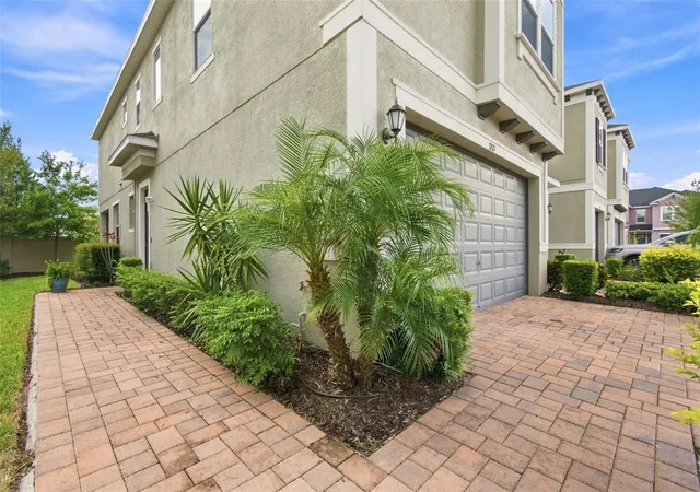 Photo 3 of Townhouse for sale at 3207 Painted Blossom Ct, Lutz, FL 33558 | MLS# TB8544136 | Listing updated on 2026-09-13