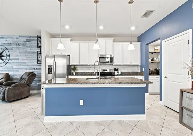 Photo 4 of Townhouse for sale at 3207 Painted Blossom Ct, Lutz, FL 33558 | MLS# TB8544136 | Listing updated on 2026-09-13