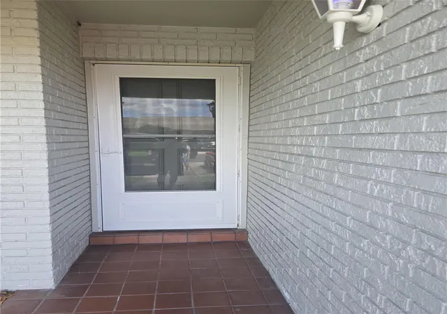Photo 2 of Single family home for sale at 2912 Wainwright Ct, New Port Richey, FL 34655 | MLS# W7889079 | Listing updated on 2026-09-01