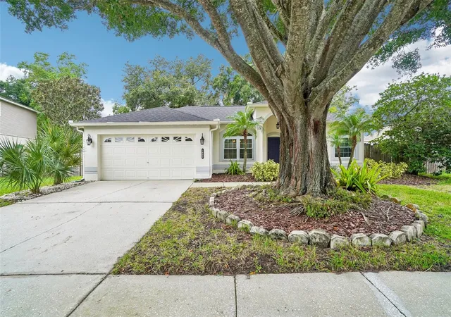 Photo 1 of Single family home for sale at 1605 Sand Holw Ln, Valrico, FL 33594 | MLS# TB8544160 | Listing updated on 2026-09-26