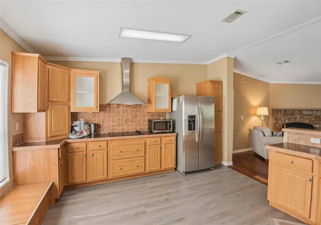 Photo 4 of Manufactured home for sale at 6221 Emerson Rd, Brooksville, FL 34601 | MLS# TB8544162 | Listing updated on 2026-09-01