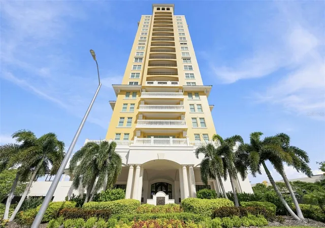 Photo 2 of Condo for sale at 345 Bayshore Blvd #1006, Tampa, FL 33606 | MLS# TB8544170 | Listing updated on 2026-09-23