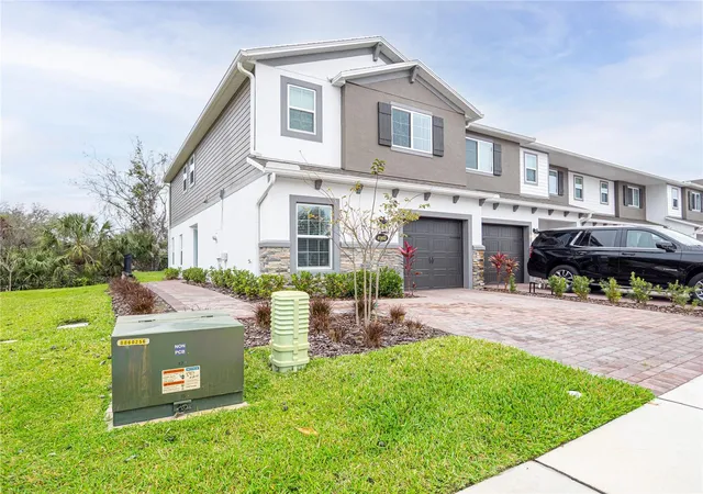 Photo 1 of Townhouse for sale at 4902 Livingston Ln, Oviedo, FL 32765 | MLS# O6437959 | Listing updated on 2026-09-02