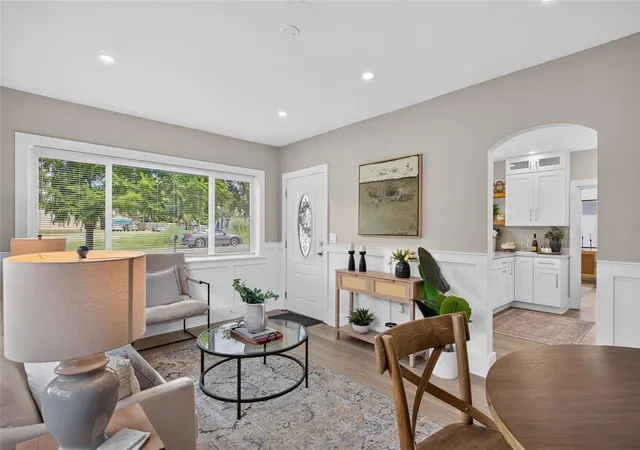 Photo 4 of Single family home for sale at 1234 17th Street N, Saint Petersburg, FL 33713 | MLS# TB8544176 | Listing updated on 2026-10-15
