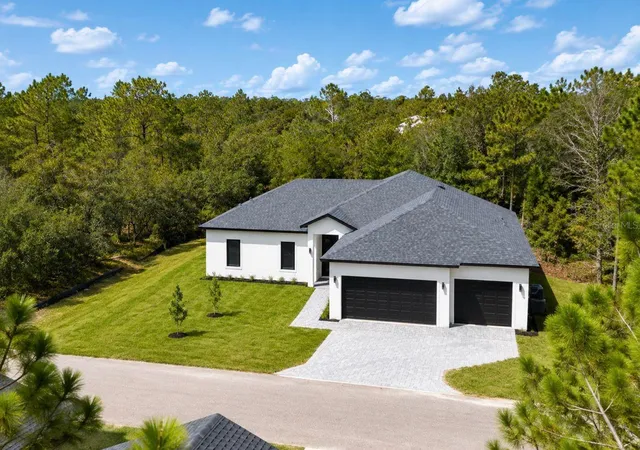 Photo 3 of Single family home for sale at 13 Nemesia Ct E, Homosassa, FL 34446 | MLS# O6437974 | Listing updated on 2026-10-01