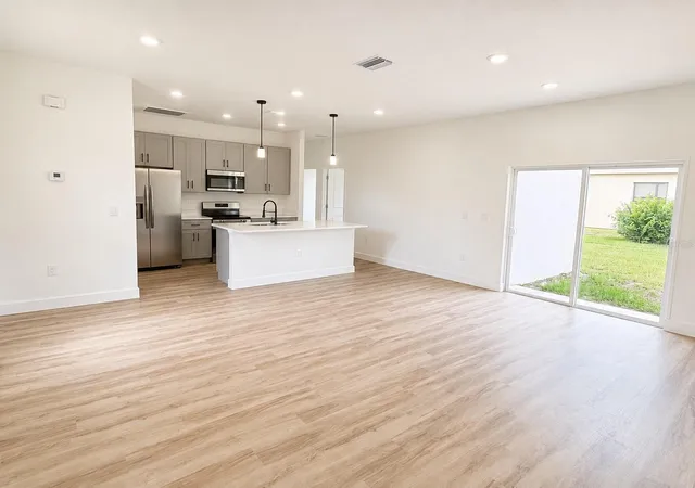 Photo 4 of Single family home for sale at 441 Caraway Dr, Kissimmee, FL 34759 | MLS# S5156678 | Listing updated on 2026-09-01