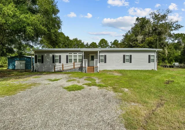 Photo 1 of Manufactured home for sale at 2211 Pioneer Dr, Lakeland, FL 33809 | MLS# L4964712 | Listing updated on 2026-09-13