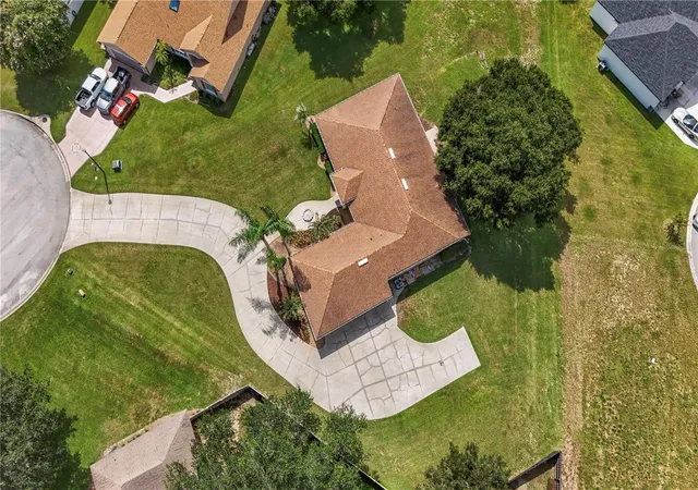 Photo 3 of Single family home for sale at 11546 Nice Ct, Clermont, FL 34711 | MLS# O6437984 | Listing updated on 2026-09-16