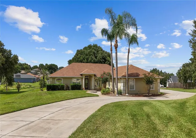 Photo 4 of Single family home for sale at 11546 Nice Ct, Clermont, FL 34711 | MLS# O6437984 | Listing updated on 2026-09-16