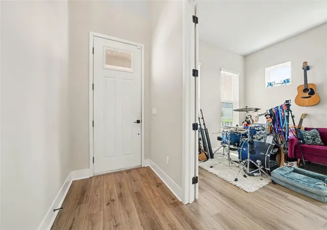 Photo 3 of Single family home for sale at 16260 Silver Grv Blvd, Winter Garden, FL 34787 | MLS# O6437986 | Listing updated on 2026-10-15