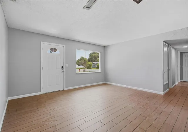 Photo 2 of Single family home for sale at 1412 Ormond Ave, Apopka, FL 32703 | MLS# O6437987 | Listing updated on 2026-09-01
